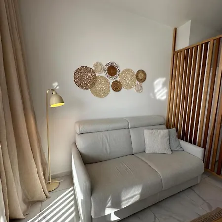 Apartament Stylish In Larnaca
